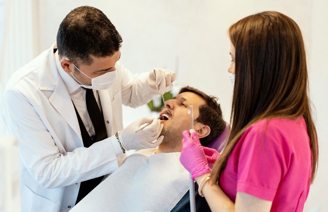 Types of Dental Replacements To Improve Your Smile
